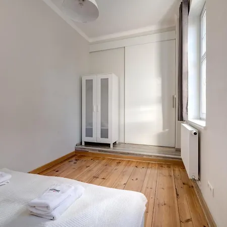 Apartment Dom & House - Station Sopot